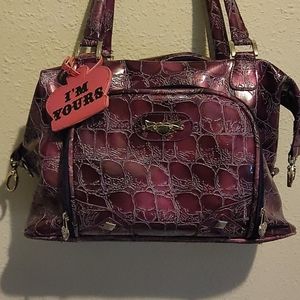 Kathy Zealand carry on bag